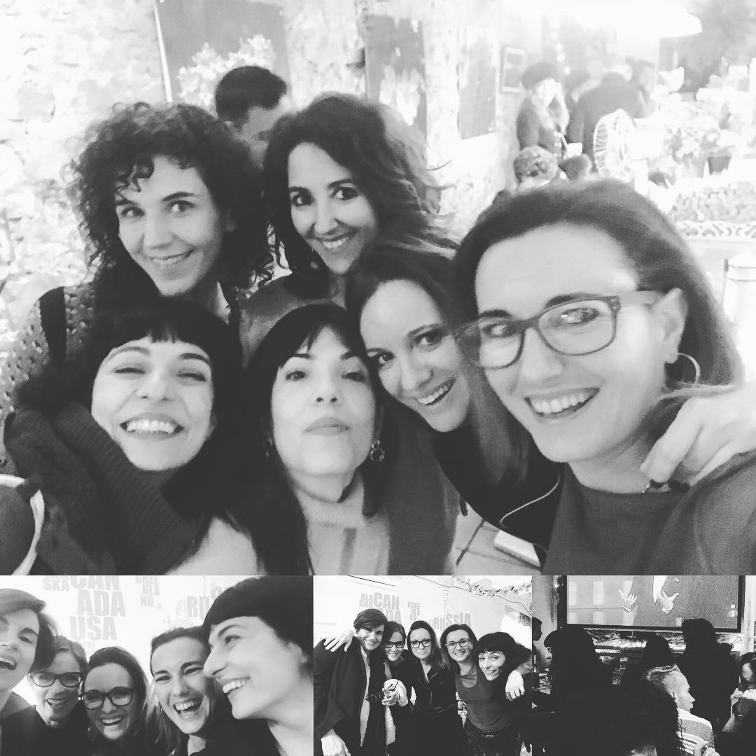 Roser Amills con Betsy Túrnez y Cristina Moreno Bonet