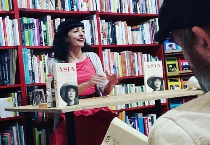 Presentación de la novela sobre Asja Lacis de Roser Amills
