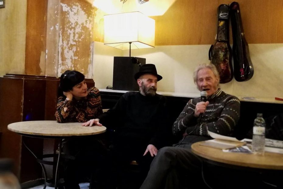 Roser Amills, Josep Valles Rovira y Jaime Parra presentan libro de Antonio Beneyto en el cafe schilling bcn