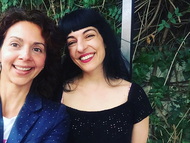 roser amills con Ana Lezcano, pronto podréis ver la entrevista sobre asja lacis en agente k