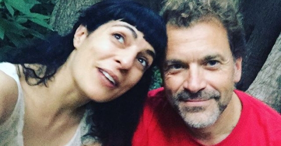 Así nos hemos hecho un #selfie en mi rincón secreto de la @unibarcelona de cuando yo tenía 20 añitos :)) - Roser Amills, escritora mallorquina