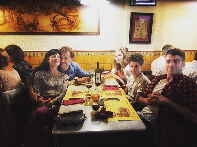 Hemos celebrado el cumpleaños de @juanfelixgarciaamills ;)) Amb #llagrimesdetardor de @santjosepwines .