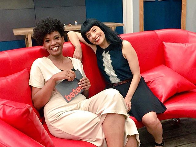 Estimats @Artic_btv La @taniasafuraadam i jo us hem triat el vostre sofà 1 Estimats @Artic_btv La @taniasafuraadam i jo us hem triat el vostre sofà. @peigis És força còmode! I aquesta tara a les 18:30h conversarem a @beteve ;))