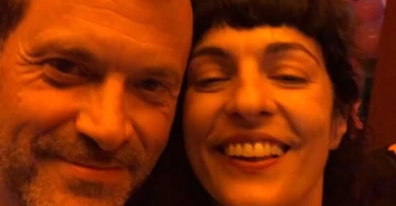 Roser Amills y David Gau inauguran La Santa Market