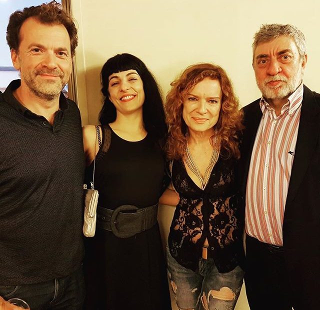 Roser Amills y David visitan BCN Smile, atendidos por Natali Mer