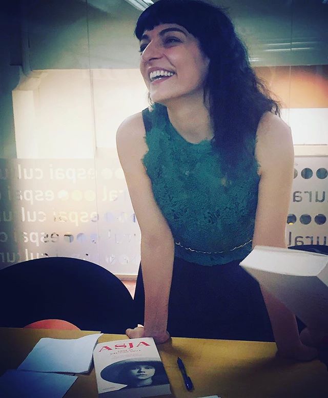 retrato de roser amills foto de agente k