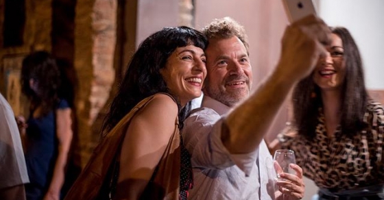 Selfie grupal de Roser Amills con David Gau, Marc Medina, Yves Uag y Anni Loki