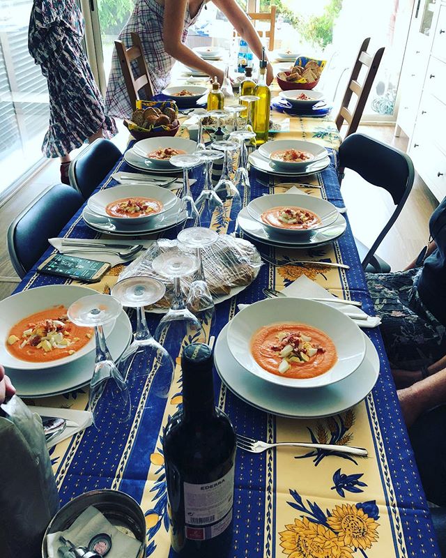 Trobada musical amb Pauleta Violina, Gora Casado, Lucia Salcedo, Frederic Garrido i David Gau, amb Roser Amills