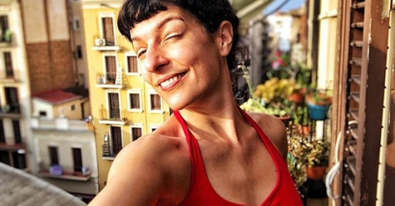 Escribo a 40ºC y con el ruido de las Festes de Gràcia. Es posible. Es agotador 2 roser amills 40ºC. Es posible. Es agotador :)) #festesdegracia2018 Festes de Gràcia 2018 🎉 #FMGracia #festamajordegracia #fmgracia18 #festesdeGracia #barridegracia