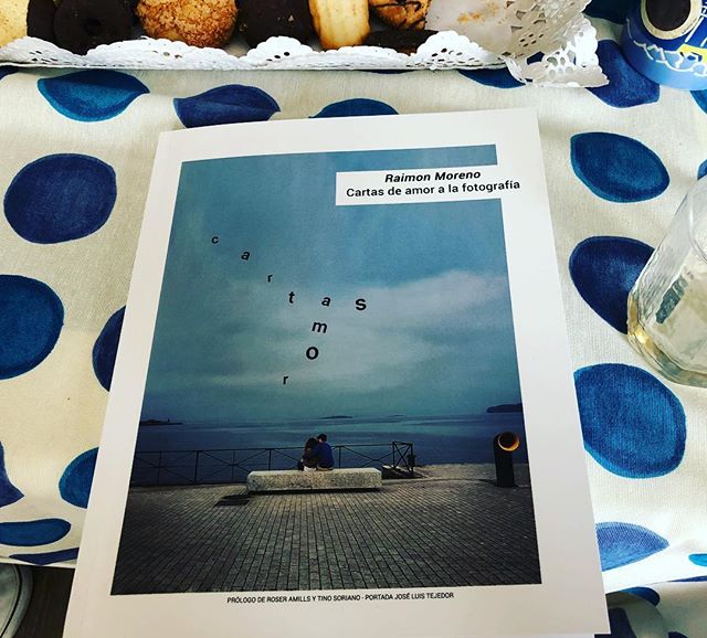 Muy honrada por haber podido prologar estas #cartasdeamor a la fotografía de @raimonmoreno 😍