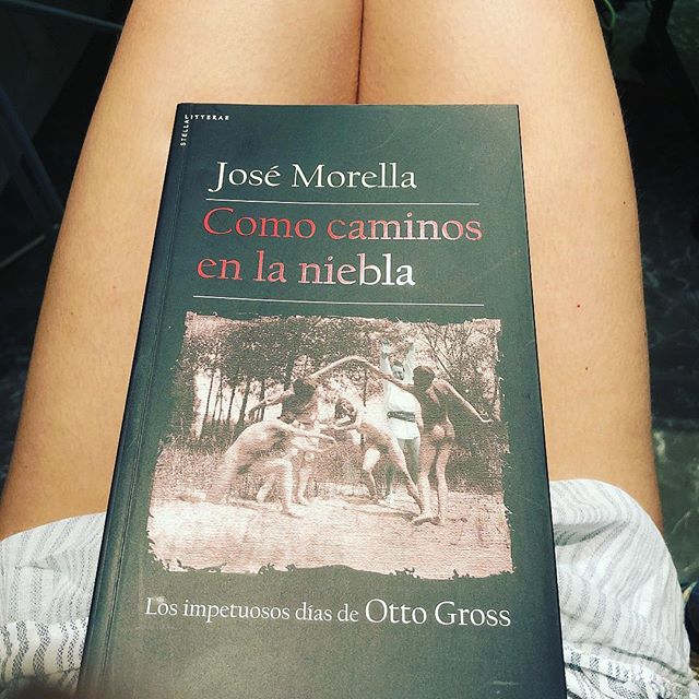 Me gustan mucho esta novela y su autor ;)) @josemorella 📚