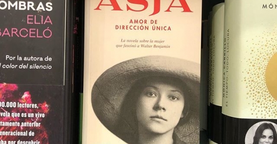 asja lacis de roser amills en la casa del libro