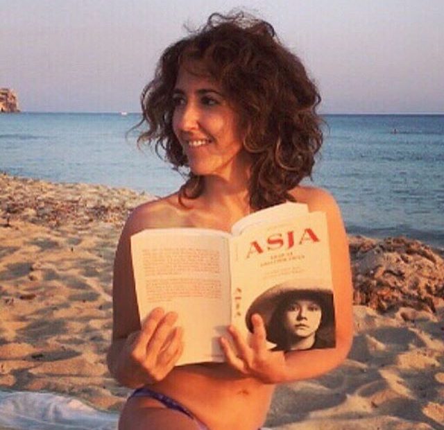 betsy turnez con la novela asja de roser amills