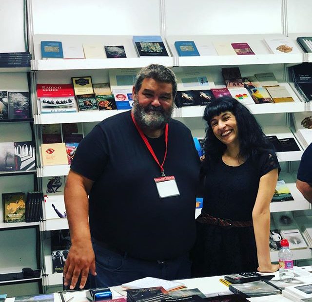 Roser Amills i Sebastia Bennassar a la Fira del llibre de Palma