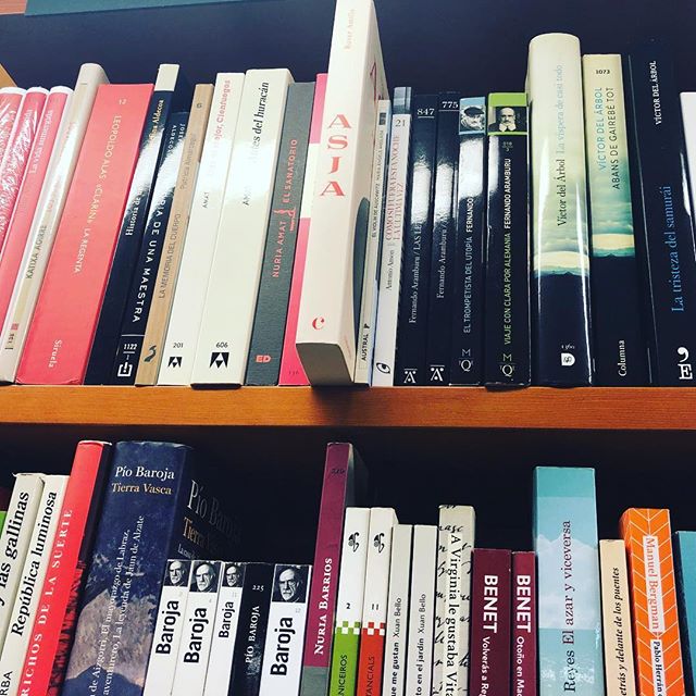 La novela sobre Asja Lacis de Roser Amills en la libreria Laie