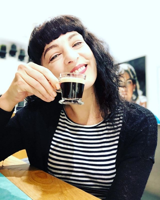 Roser Amills en la joyeria coolook