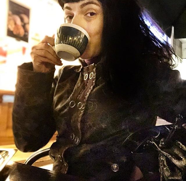 Roser Amills taza de cafe