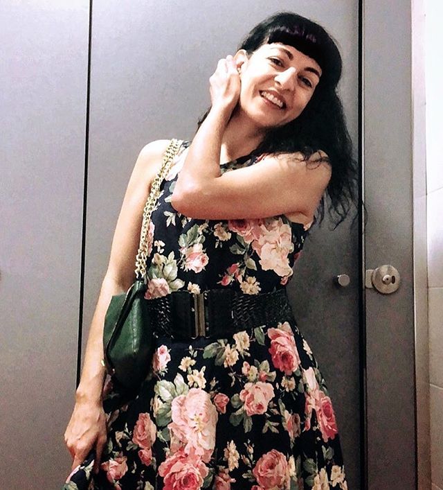 roser amills vestido de flores