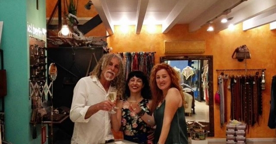 Roser Amills y Angela Tomas tienda Palma