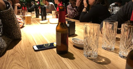 Debat a PoliamorTV3, la sèrie que només es pot veure per Instagram live - Roser Amills, escritora mallorquina