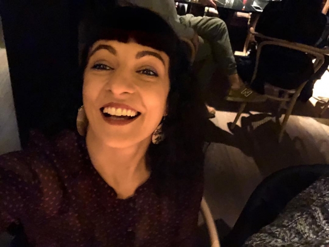 Dimarts continua la sèrie que només es pot veure per Instagram Live, una innovació de TV3. Roser Amills la va veure diumenge en directe i en destaca el to alegre i celebratiu. Dimarts, a les 22 h, hi ha la segona cita.