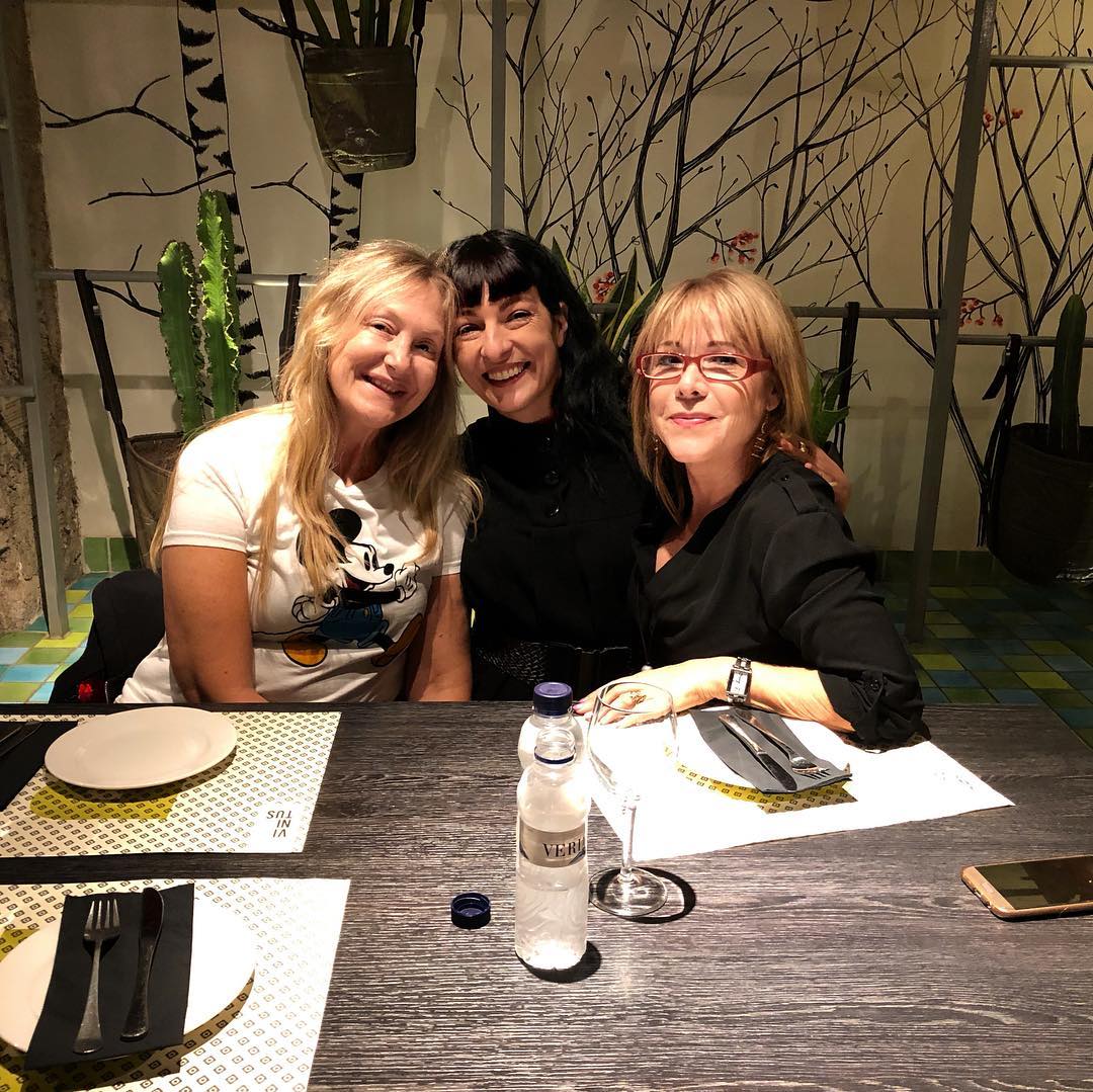 Roser Amills, alegría y amistad con Yolanda Co y Alicia Puxedo