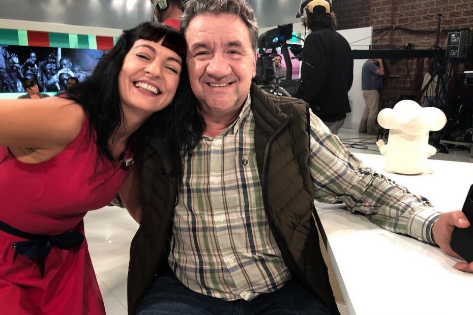 Roser Amills Con Koldo Royo Y A Koldito Cocinero En El Programa Cinc Dies En Ib3