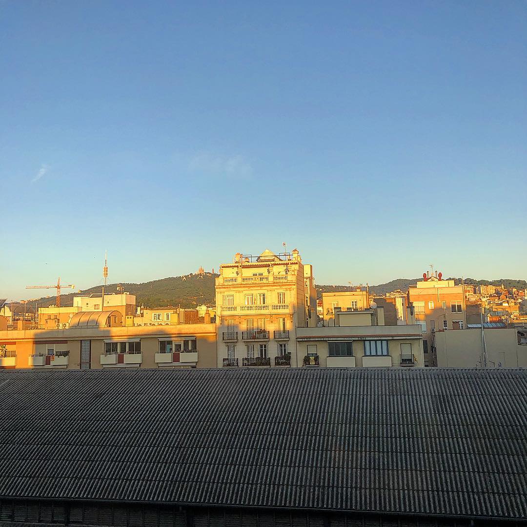 Bon dia!!!! #amillsmorning #bondia #buenosdias 1 Bon dia!!!! #amillsmorning #bondia #buenosdias #goodmorning #morning #day #barcelona #barridegracia #sunrise #morn #wakeup #wakingup #ready #sleepy #sluggish #snooze #earlybird #algaida #photooftheday #gettingready #goingout #sunshine #instamorning #early