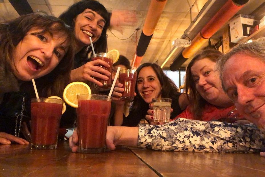 Roser Amills con Itziar castro, Ivette Serral i Laia Marsal