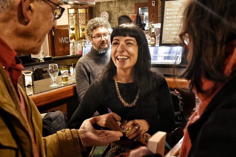 roser amills dedicatoria firma novela asja lacis