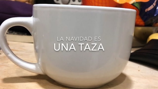 Roser Amills y la metáfora de la Navidad como una taza
