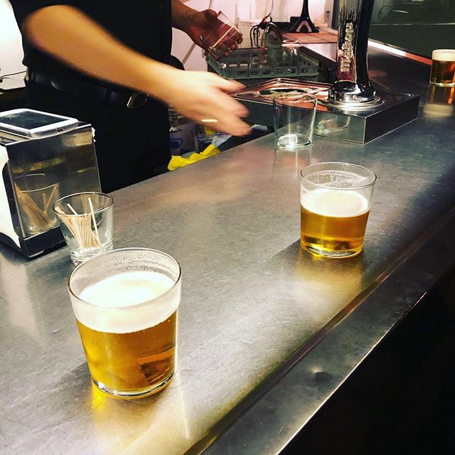 Visita al local de Lucas Quejido, La sínia