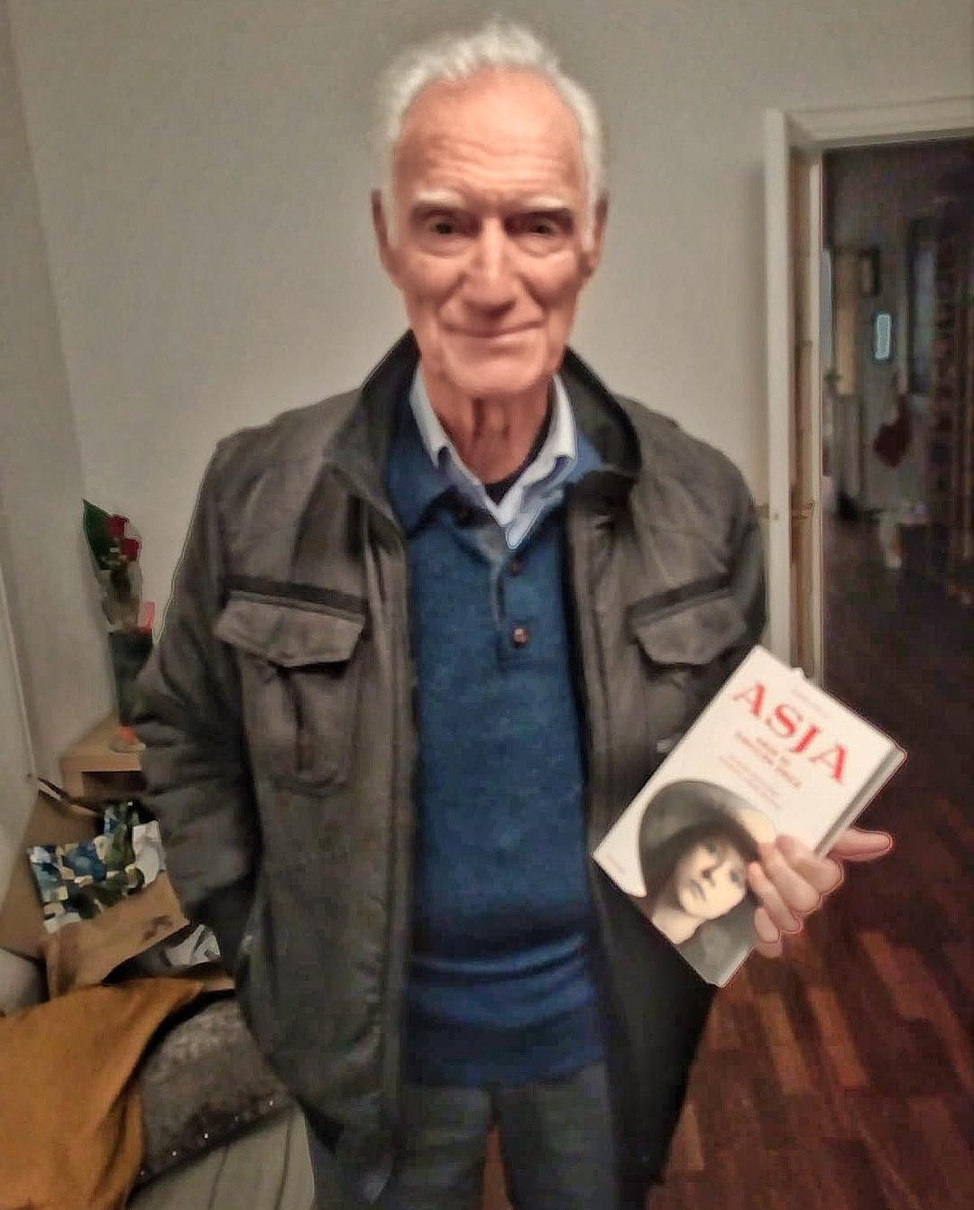 Es un honor para Roser Amills saber que Juanma Ruiz de Erenchun va a conocer a Asja Lacis, gracias a Laura Barcelona