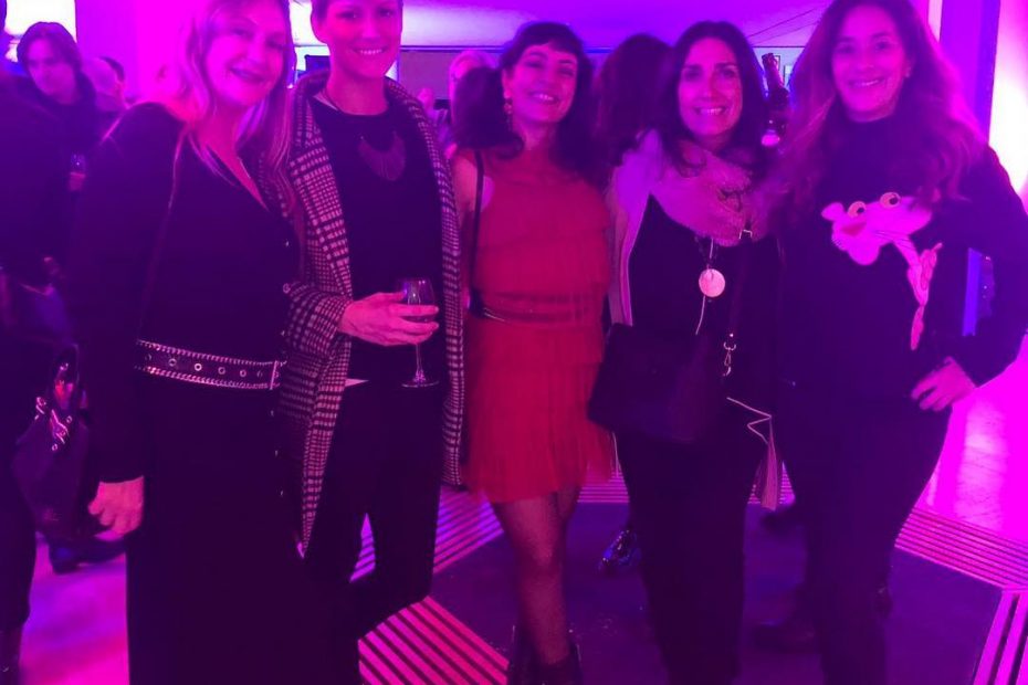 Roser Amills Alba Sotorra Y Marta Figueras Con Cristina Dilla Laia Marsal Ferret Y Yolanda Cobo Fiesta Off Gaudi Documental Comandant Arian