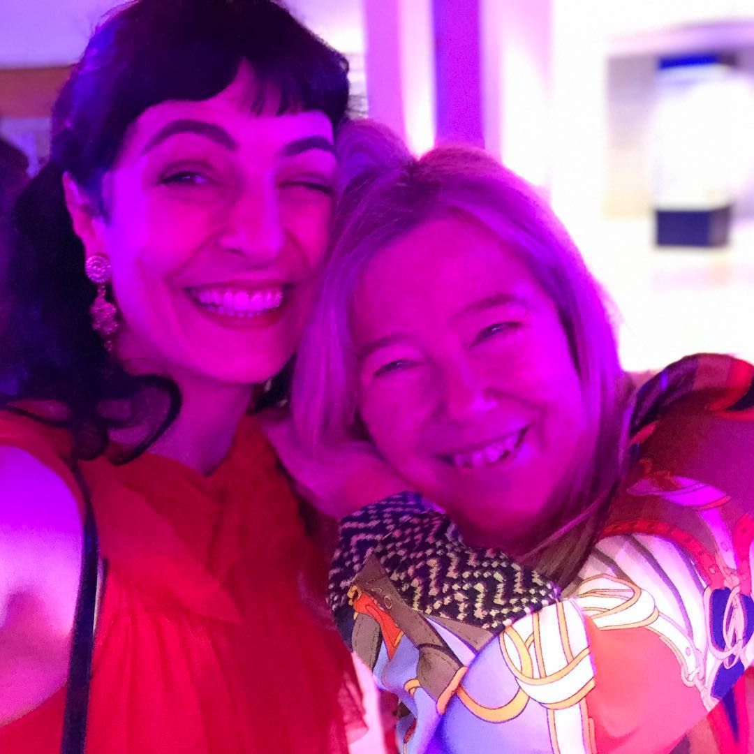 Roser Amills con Marta Figueras artífice del #offgaudi que celebramos hoy :))