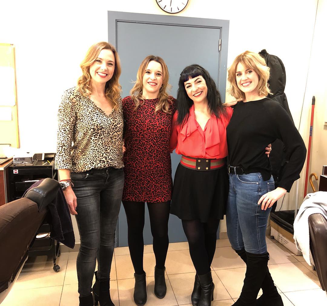 Roser Amills en IB3 con victoria maldi y lidia nicolau