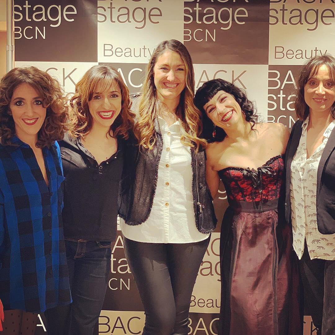 Roser Amills en los Premis Gaudí con anna bertran y betsy turnez