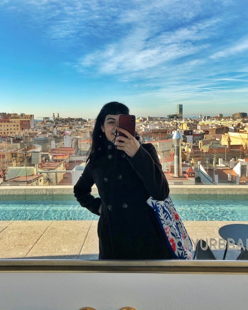 Roser Amills visita el Yurbban para preparar Sant Jordi: alegria, energia, luz y cariño. Agradecimiento al equipo de Yurbban