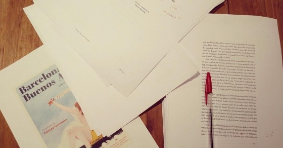 Recta final de Trampa Ediciones antologia de relatos. Roser Amills celebra la publicacion con veintidos historias ambientadas entre Barcelona y Buenos Aires