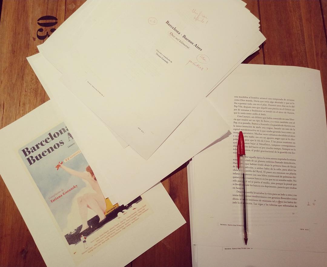 Recta final de Trampa Ediciones antología de relatos. Roser Amills celebra la publicación con veintidós historias ambientadas entre Barcelona y Buenos Aires