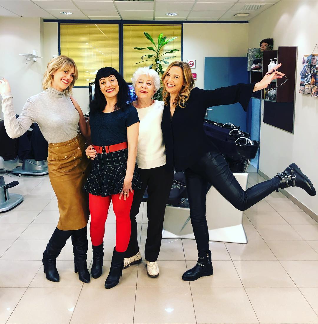 Roser Amills a IB3 amb Laura Pons, Victòria Maldi i Lídia Nicolau