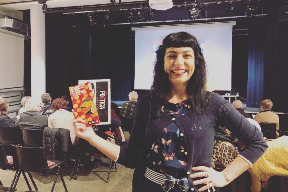 Roser Amills a la Xarxa Poetica de Sant Andreu, a l’Ateneu Harmonia, Espai 30 de la Sagrera, Barcelona