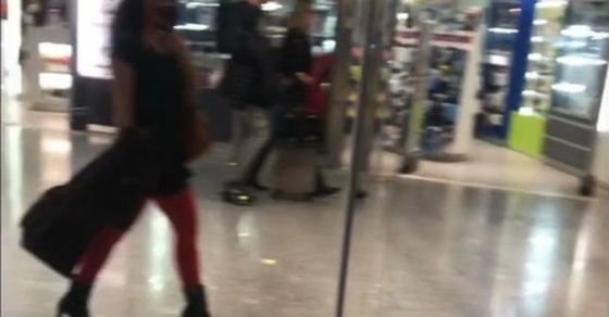 Roser Amills aeropuerto