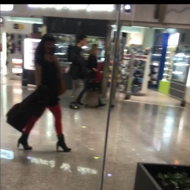 Roser Amills aeropuerto