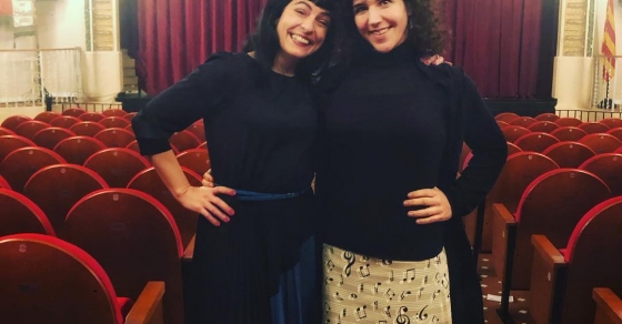 Roser Amills con Anna Ponces en la opera de Sarria