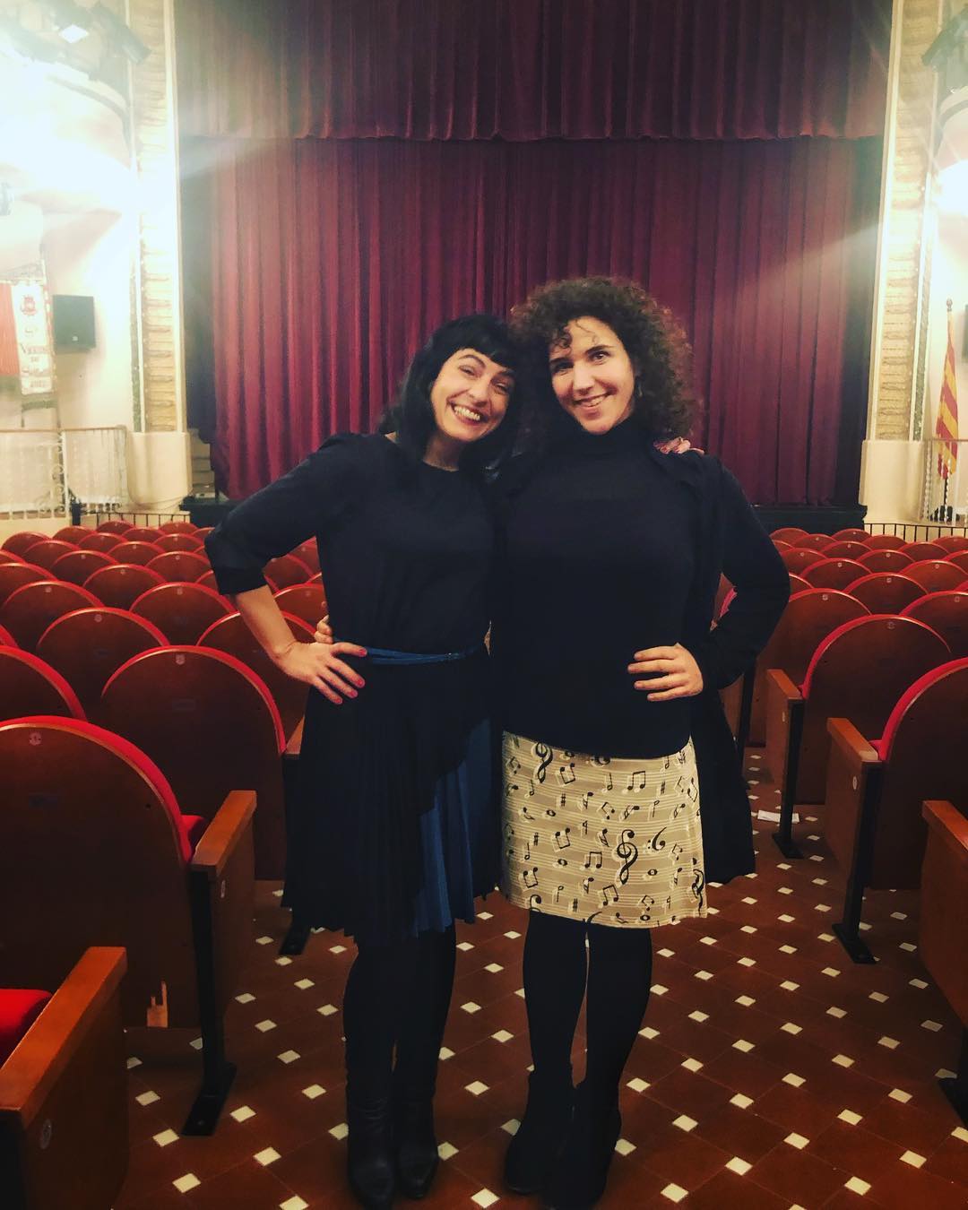 Roser Amills con Anna Ponces en la opera de Sarria