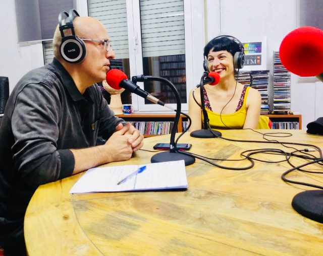 "Cuando el diablo está satisfecho, es una buena persona" J. Swift - Roser Amills, escritora mallorquina