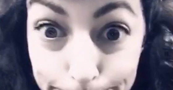 Roser Amills niña interior