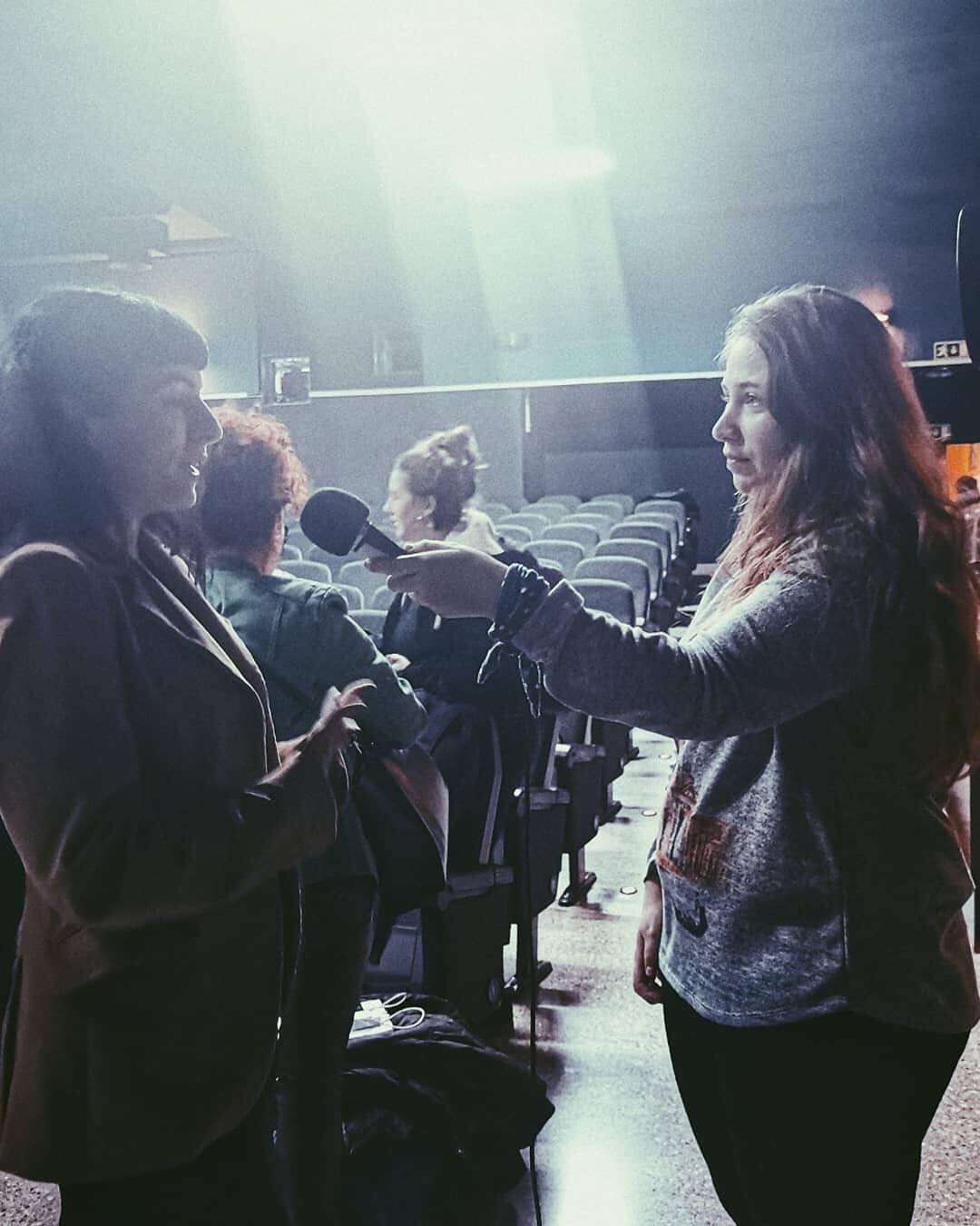 Gràcies @_arees_ @celia037 @assembleacomunicaciouab i @mar13mr Avui ha estat un dia molt especial de debat a la @uabbarcelona ! #8demarç