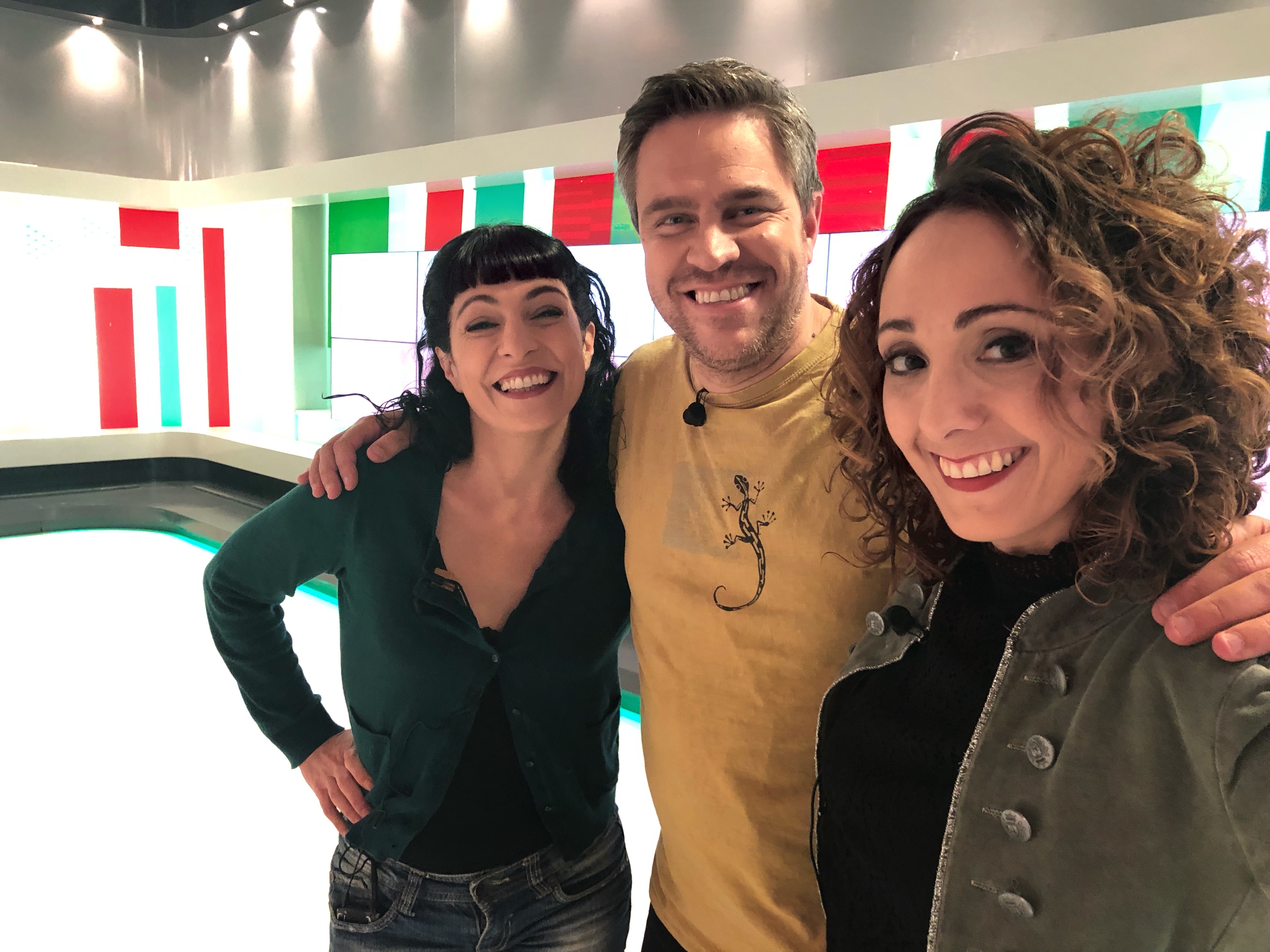 Roser Amills, Bep Marquès i Vanesa Sánchez Pérez a IB3